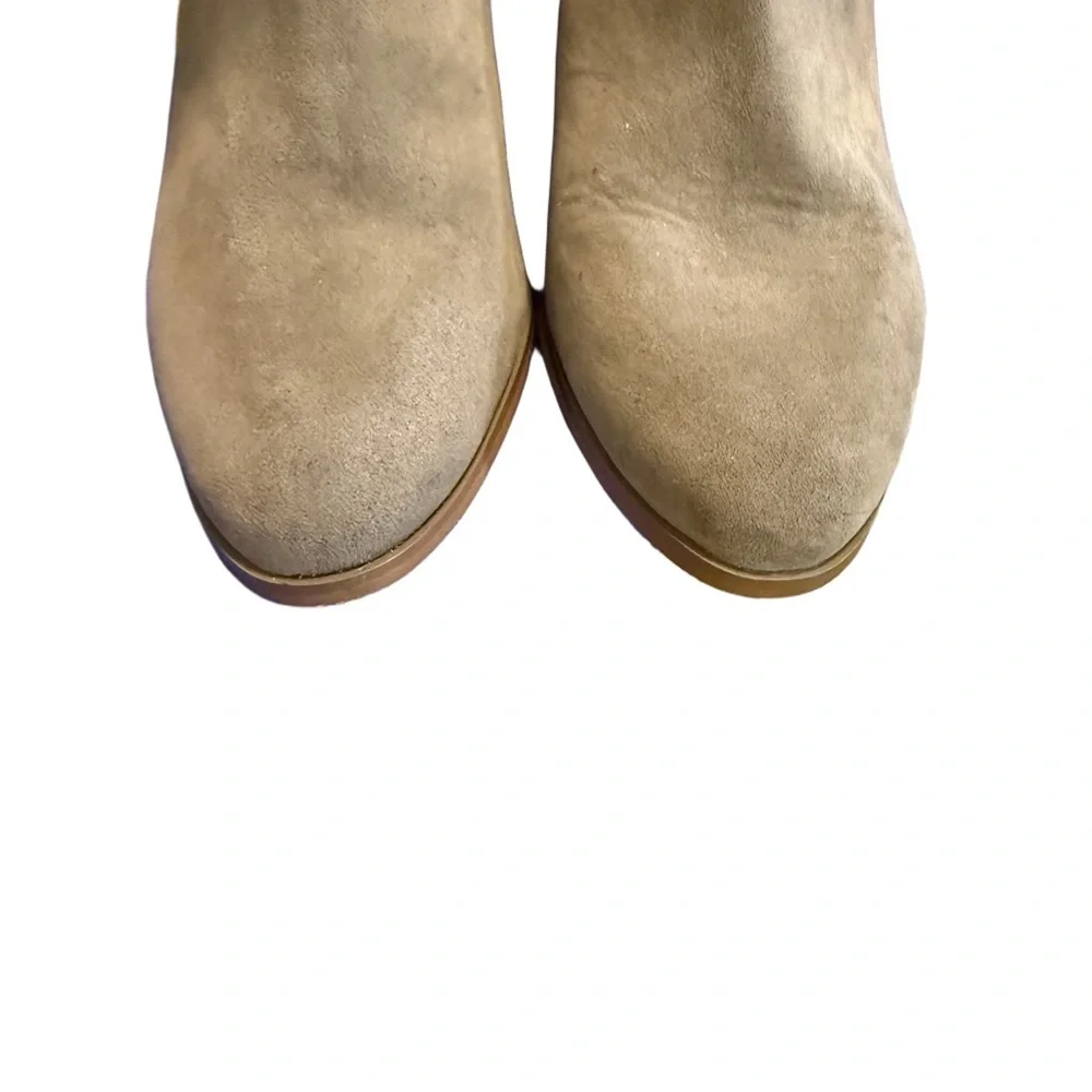Giani Bernini Oleesia Taupe Suede Ankle Boots Block Heel Size 10M NWT